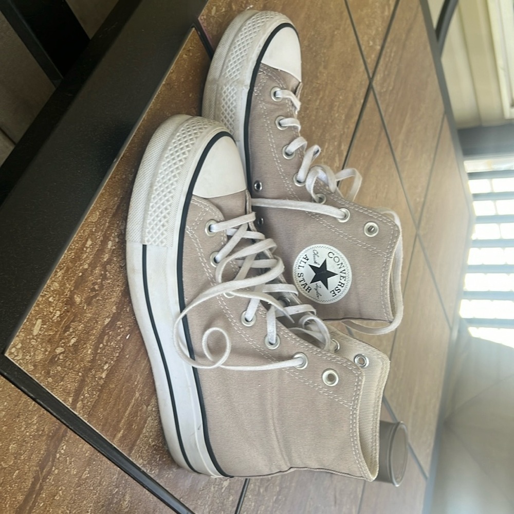 Platform Converse tan